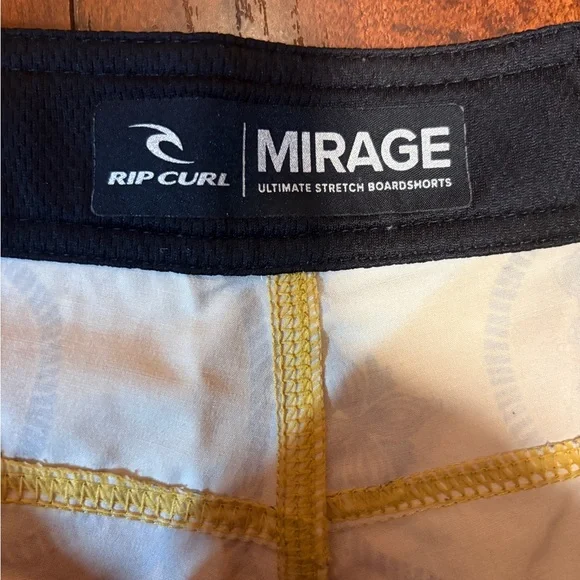 🩳RIP CURL SWIM SHORTS🩳 - Picture 4 of 4